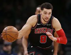 达拉斯独行侠内部会议纪要流出:窗口期刷新队史纪录,西甲使命明确,数据趋势出现新变化 达拉斯独行侠内部会议纪要流出:窗口期刷新队史纪录,西甲使命明确,数据趋势出现新变化