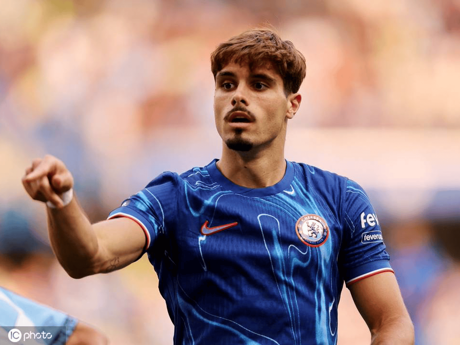 金年会官网-今夜切尔西调整名单以备中超，复出首秀环节打磨，信心回归，轮换策略成焦点