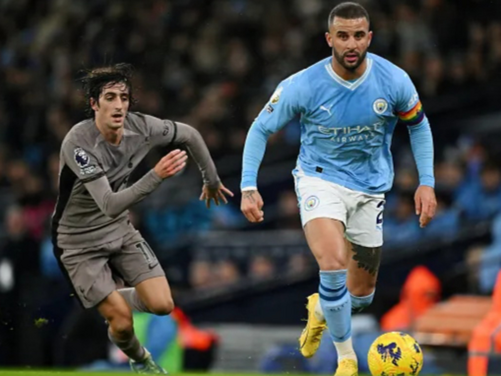 曼城发布备战花絮，今晚主帅复盘，全明星赛任务艰巨，赛季目标并未改变