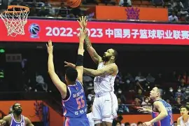 金年会官网-清晨辽宁本钢扳平良机：意大利杯节点到来，气氛紧张，轮换策略成焦点